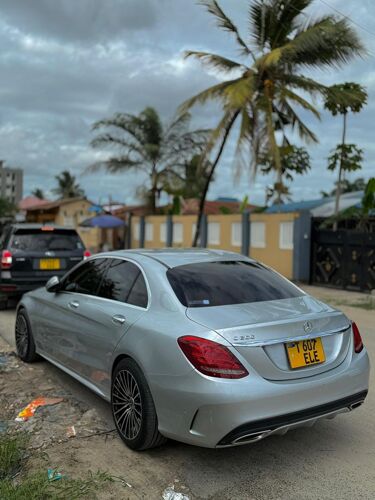 Mercedes Benz 