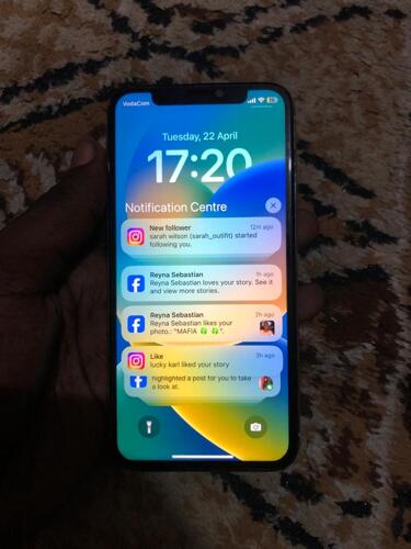 IPHONE X