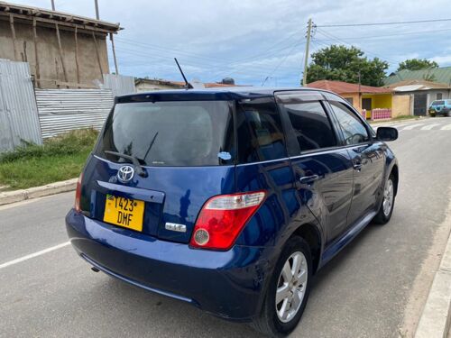 TOYOTA IST | Kupatana