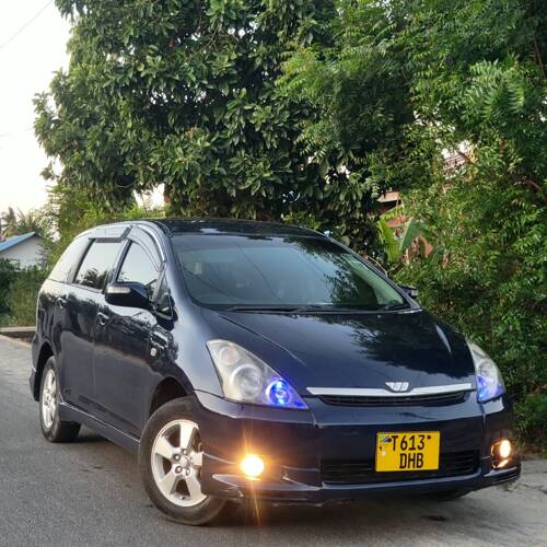 NAUZA TOYOTA WISH