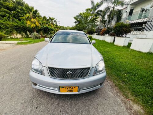 Toyota crown athlete 