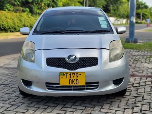 TOYOTA VITZ NEW