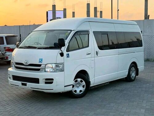 HIACE QUANTUM NAUZA NEW
