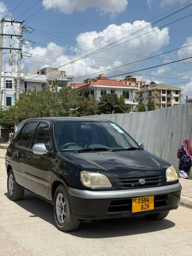 Toyota Raum old Model 