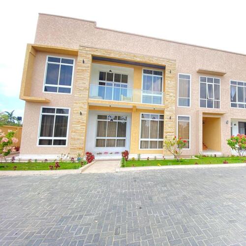 2bedroom Apartment inapangishwa mikocheni
