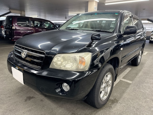 TOYOTA : KLUGER 2004