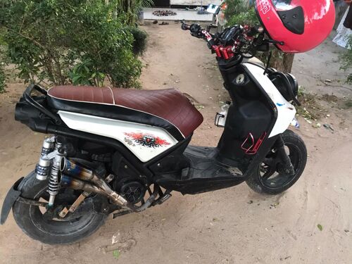 YAMAHA SCOOTER BEI 1.6M CC 1