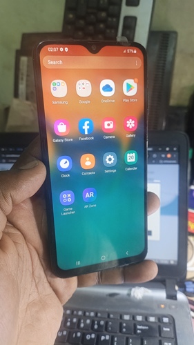 SAMSUNG A30