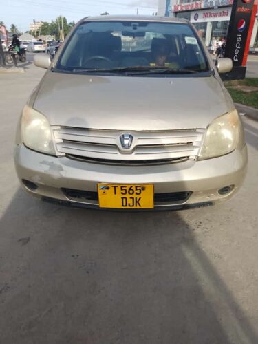 Toyota Ist