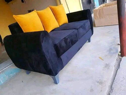 Sofa mpya kabisa