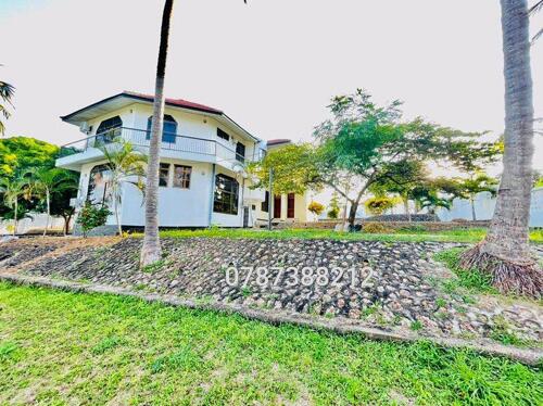 5 BEDROOM HOUSE FOR RENT