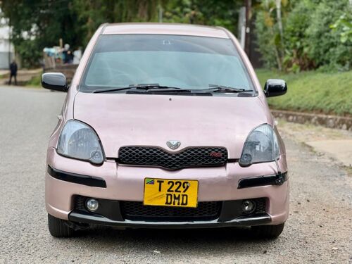 NAUZA TOYOTA VITZ NZURI 
