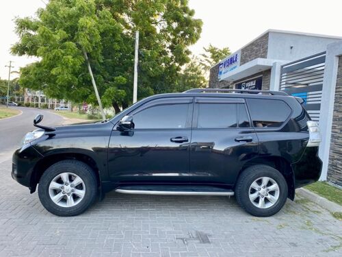 TOYOTA PRADO 
