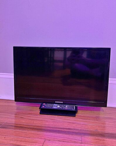 SAMSUNG TV INCH 24 IKO CLEAN S