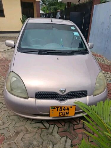 Toyota Vitz 990Cc