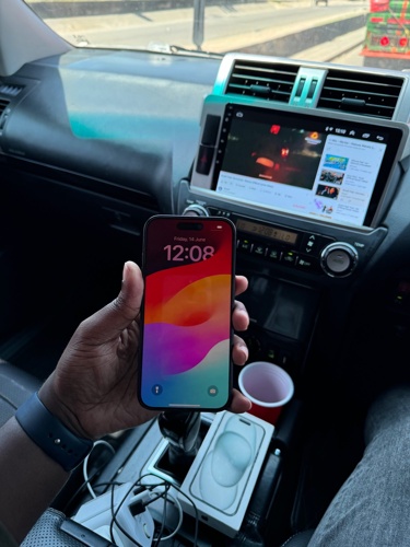 iPhone 15 128GB