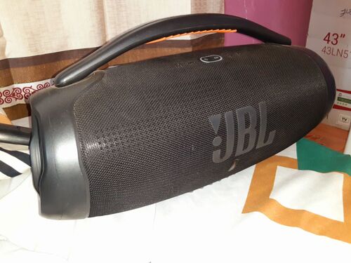 Jbl boombox 3