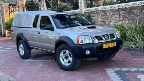 NISSAN NAVARA PICK-UP 