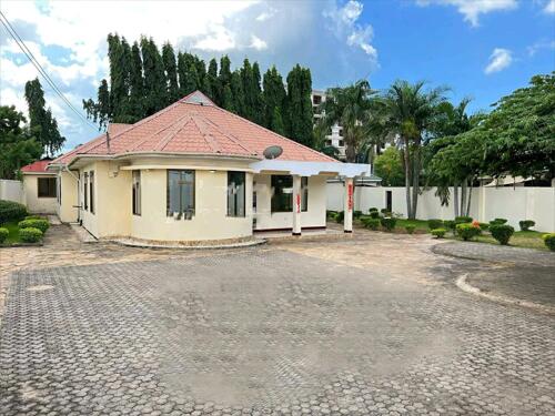 3BEDROOMS HOUSE AT SALASALA MWANZO