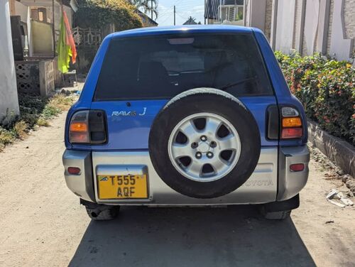rav 4 old