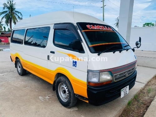 Toyota HIACE 