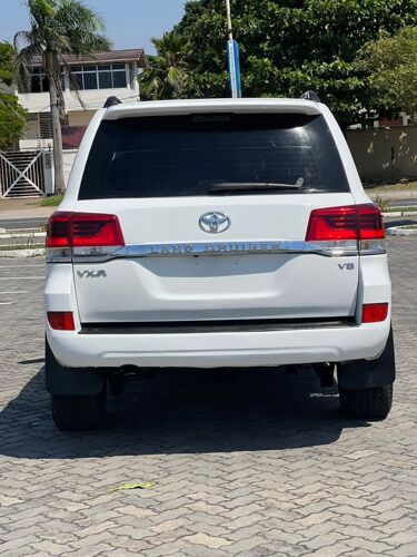 LANDCRUISER VXR