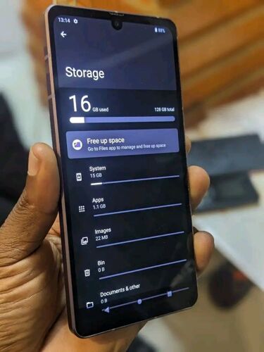 Aquos R7 GB 128