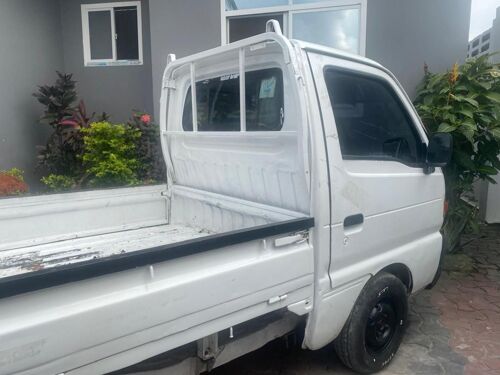 Suzuki Carry 