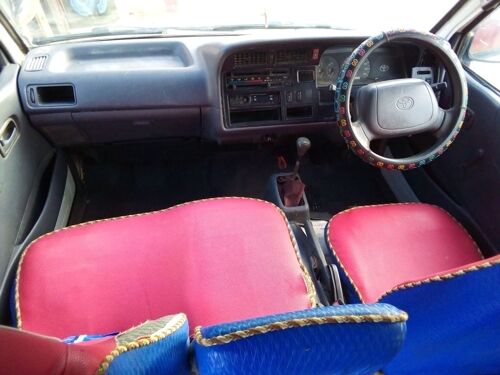 Toyota Hiace commuter 2rz