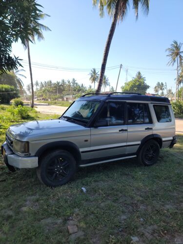 Land rover discovery 2