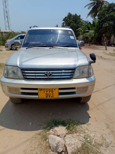 TOYOTA LAND CRUISER PRADO