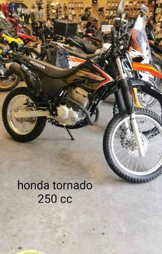 Honda 250 Tornado