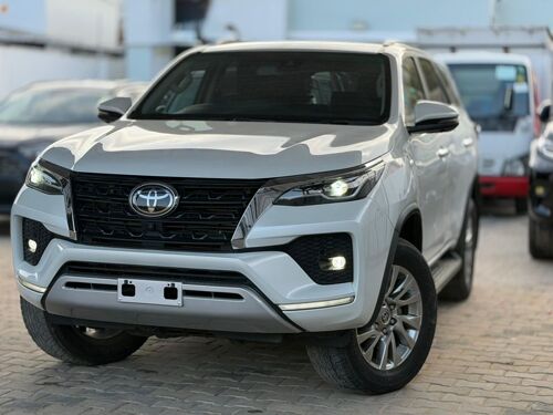 Toyota Fortuner 
