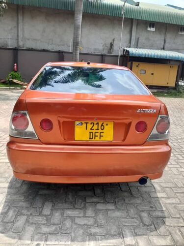 Toyota altezza