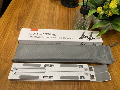 Laptop stand