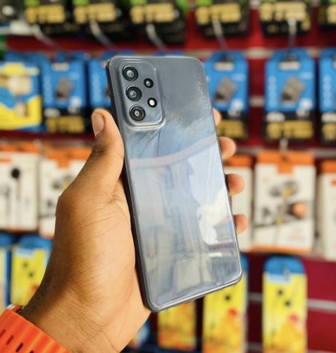 Samsung A23