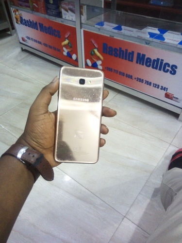 Samsung Galaxy J4 Plus 