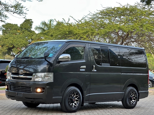 2004 Toyota Hiace