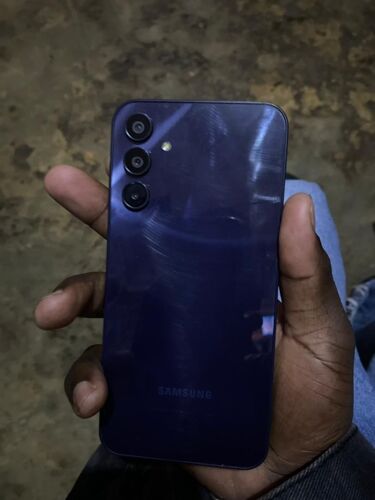 Samsung a 15 gb 128