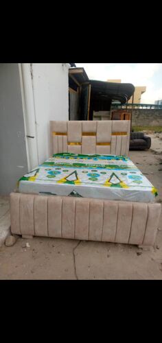 KITANDA KIZURI BEDSOFA CLASSIC