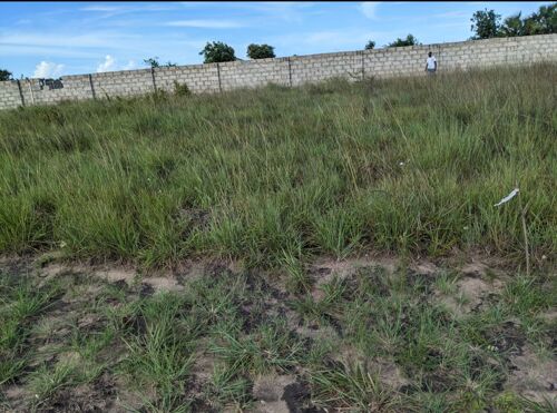 Kiwanja kinauzwa kipo Kigambon