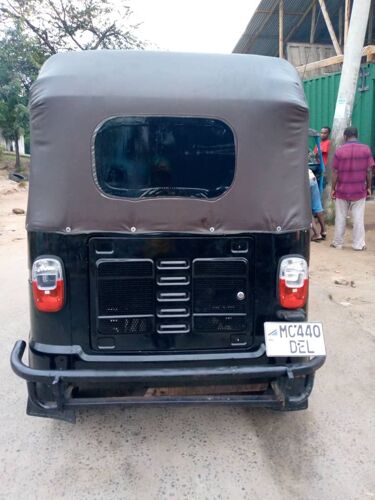 Bajaj inauzwa 