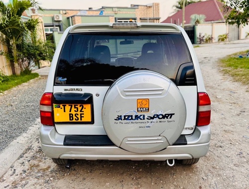 Suzuki Escudo BSF