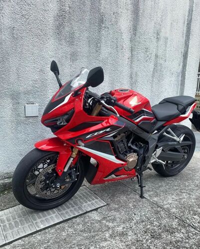 Honda CBR 650r 