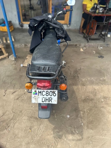 Tvs 125 Inauzwa Mc 806 DHR