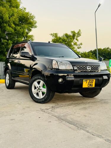 Nissan extrail old