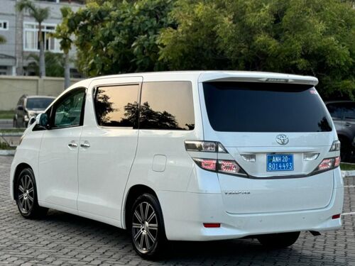 2009 TOYOTA VELLFIRE 