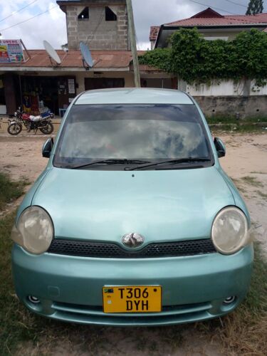 TOYOTA SIENTA CC 1490 FULL AC 