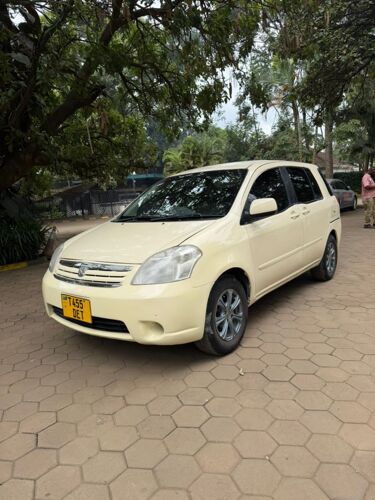 Toyota Raum