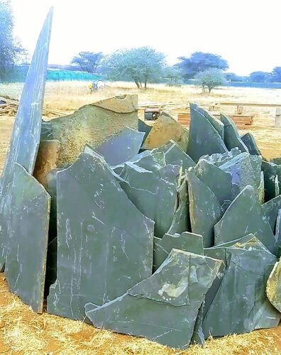 Black Tanga stone